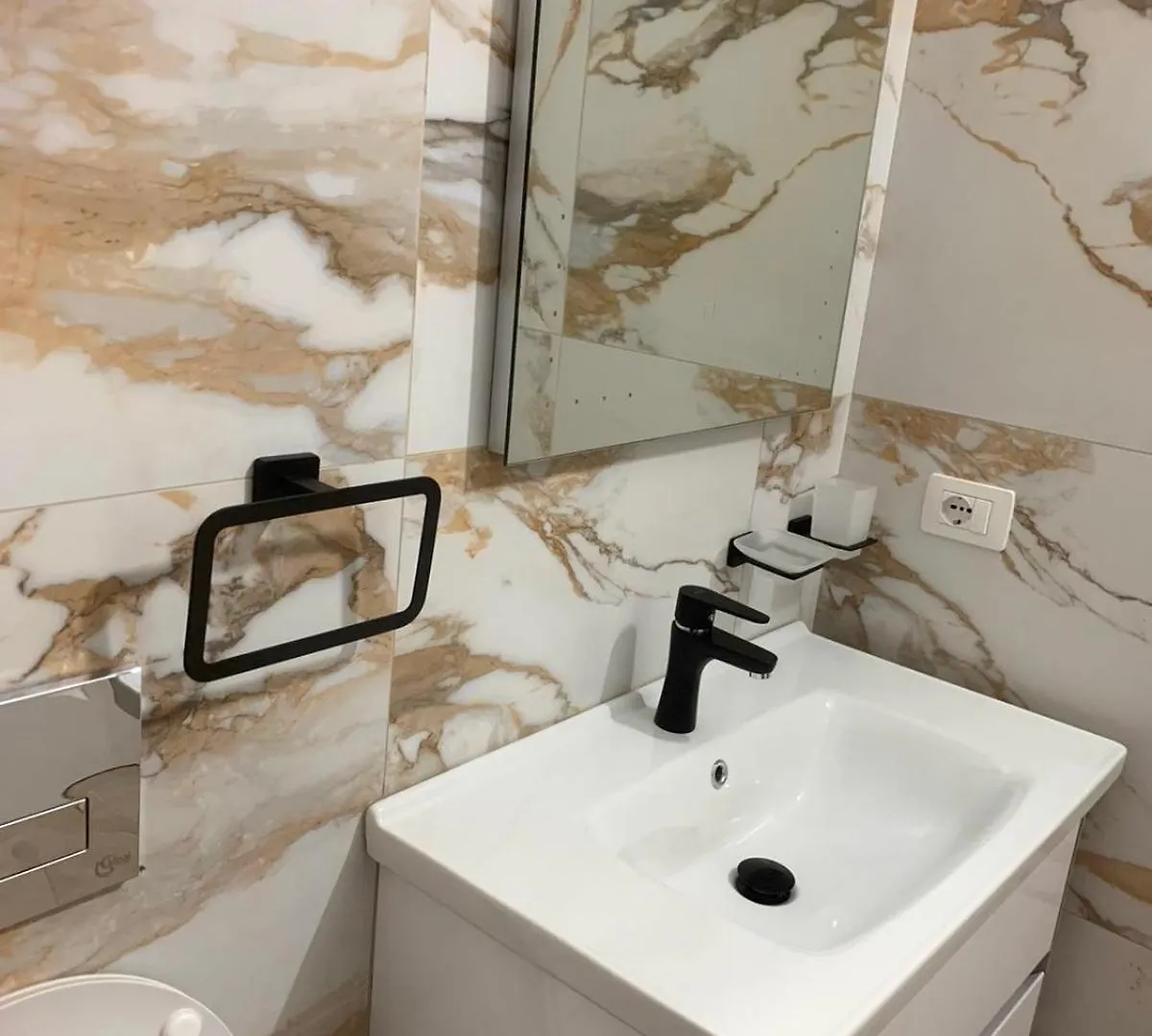 Melina Apartments Sarande 0*,
