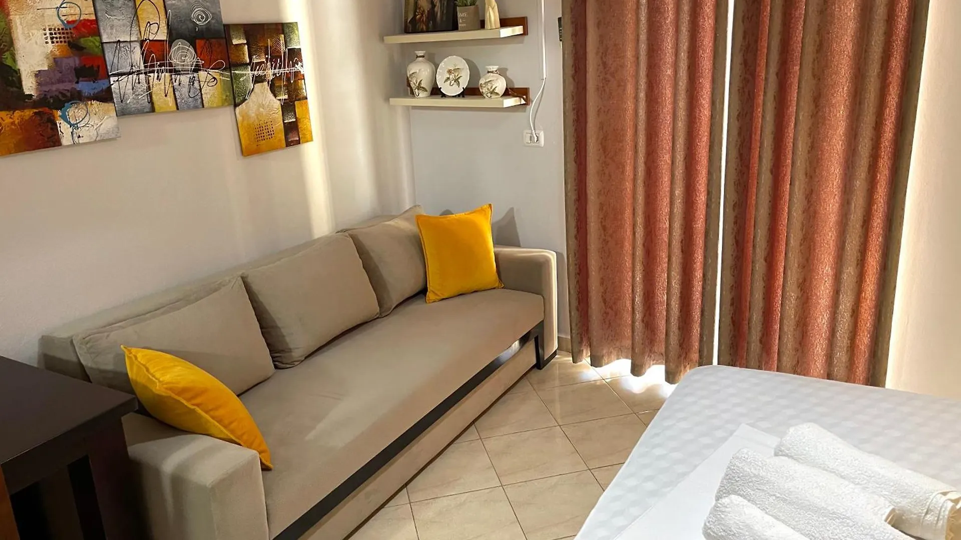 Melina Apartments Sarande