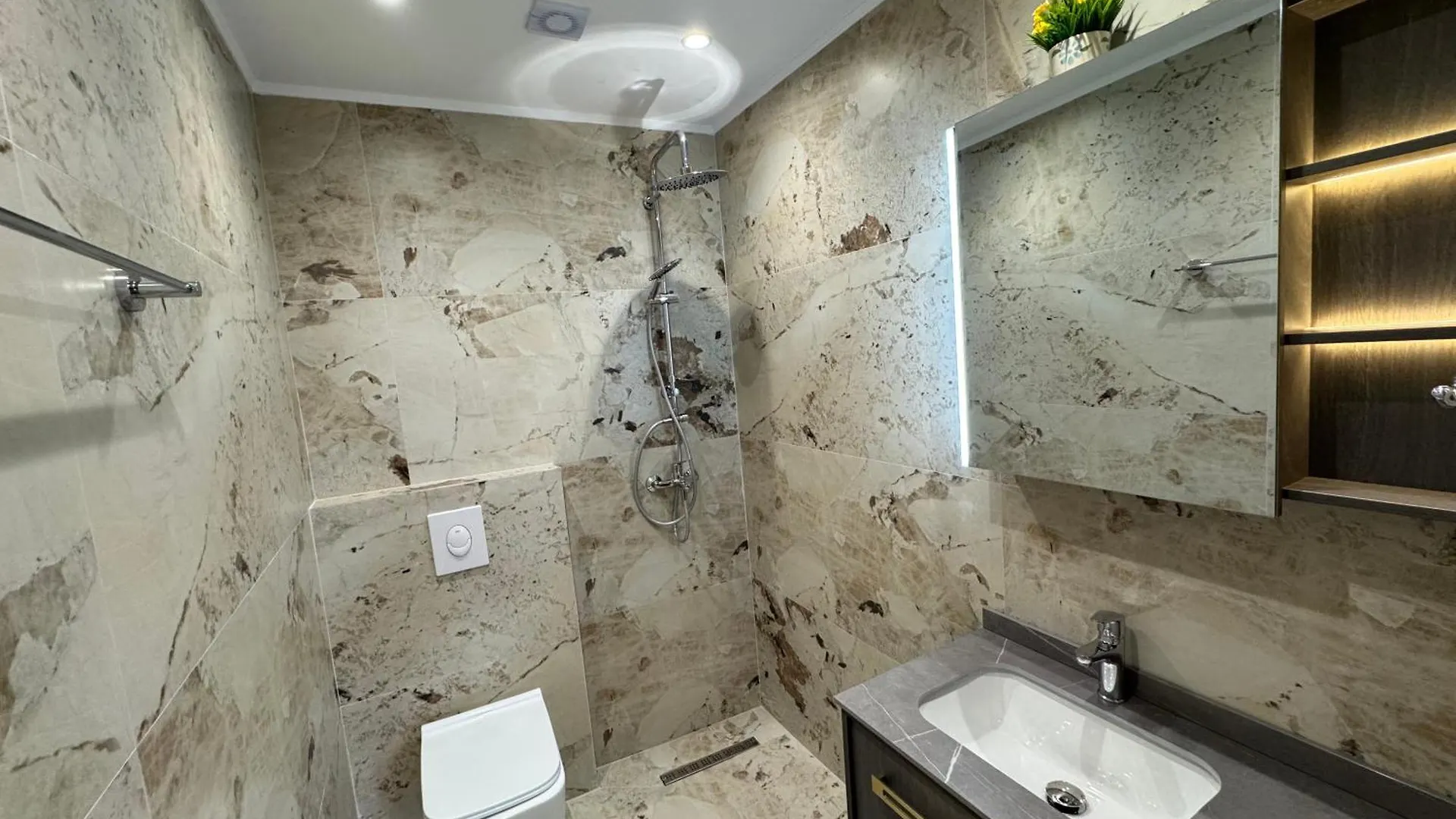 Melina Apartments Sarande